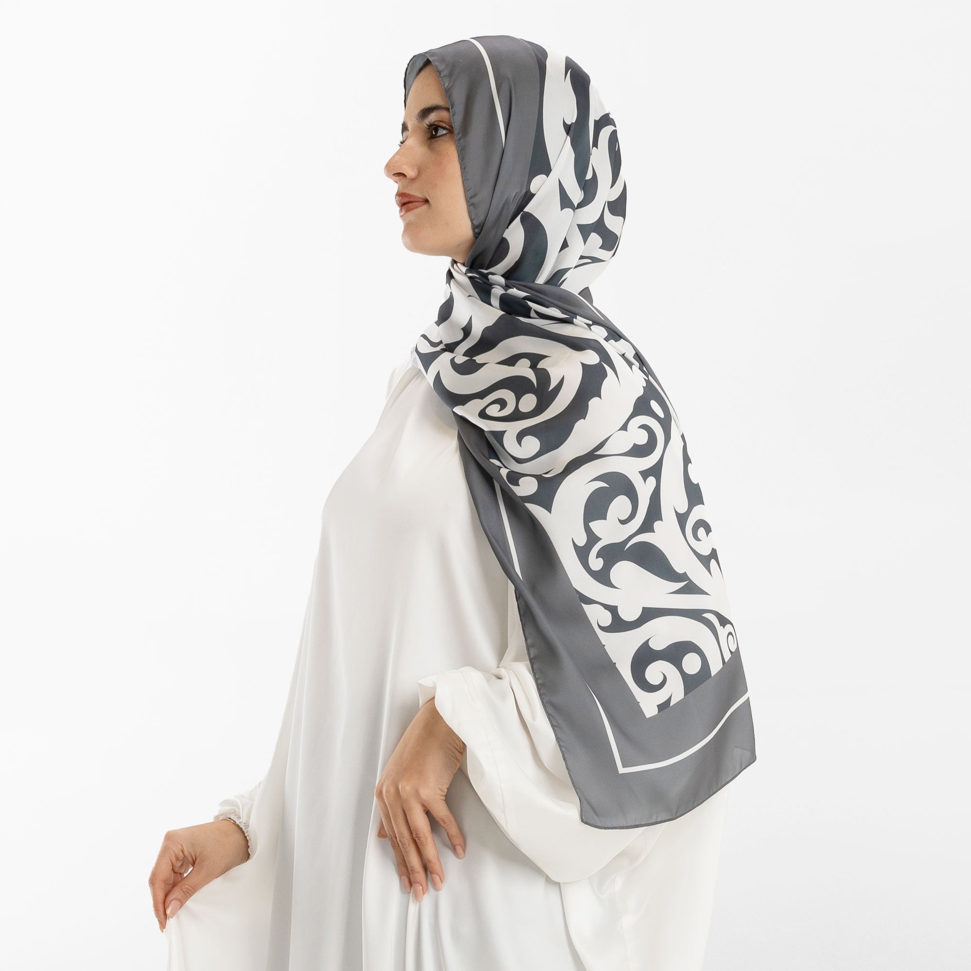 Prayer Wear - Isdal - AL-Hedaya Grey