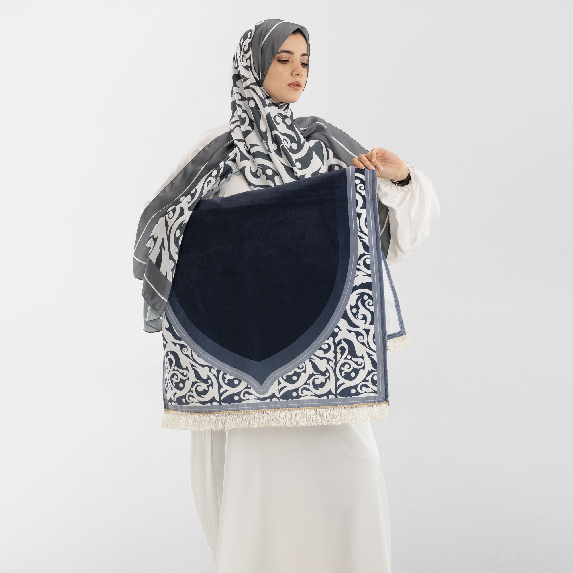 Prayer Wear - Isdal - AL-Hedaya Grey