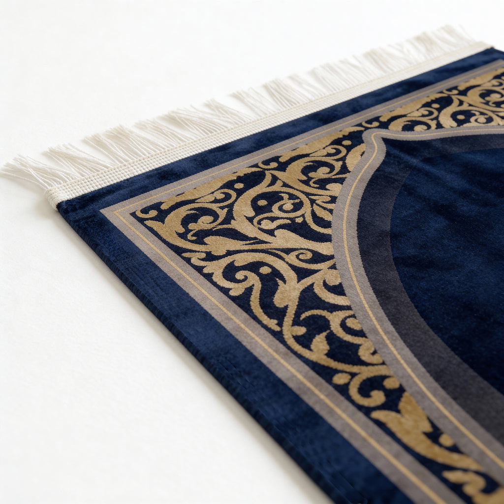 AL-Hedaya Prayer Mat - Regular - Velvet